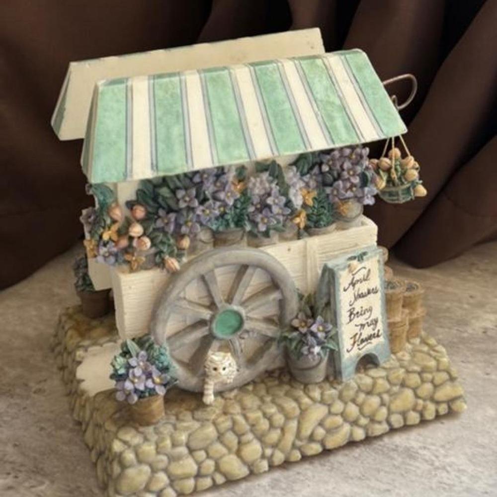 Green White Striped Awning Cottage Garden Flower Cart Figurine Lavender Cat